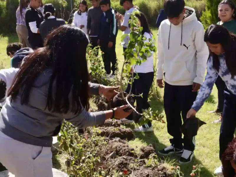 Fomenta San Andrés Cholula la cultura ambiental en estudiantes de bachillerato