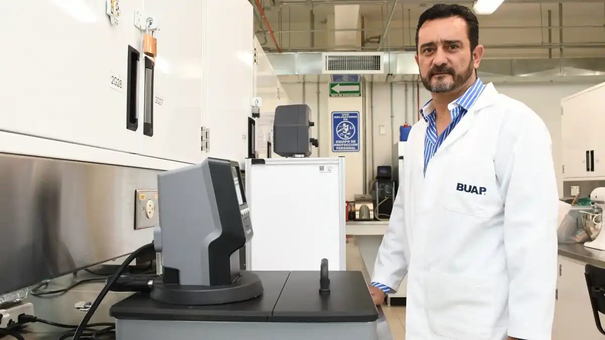 Investigadores BUAP generan pigmentos naturales para sustituir colorantes sintéticos