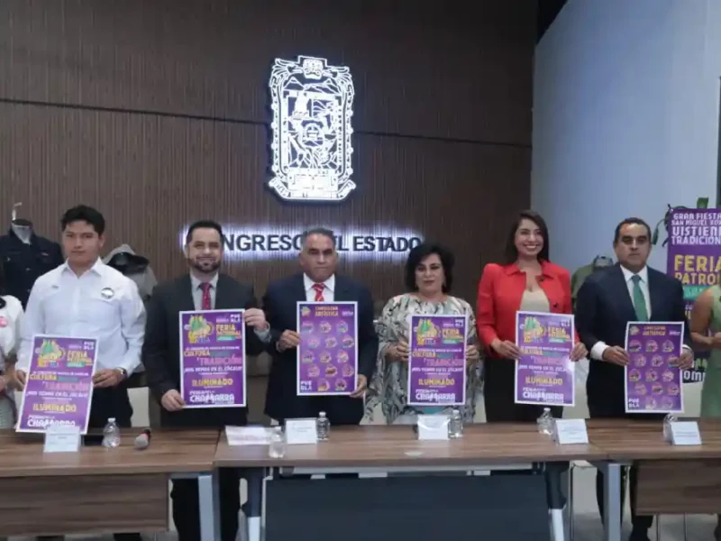 Autoridades de San Miguel Xoxtla presentan cartel oficial de la 33ª Feria de la Chamarra en el Congreso del Estado