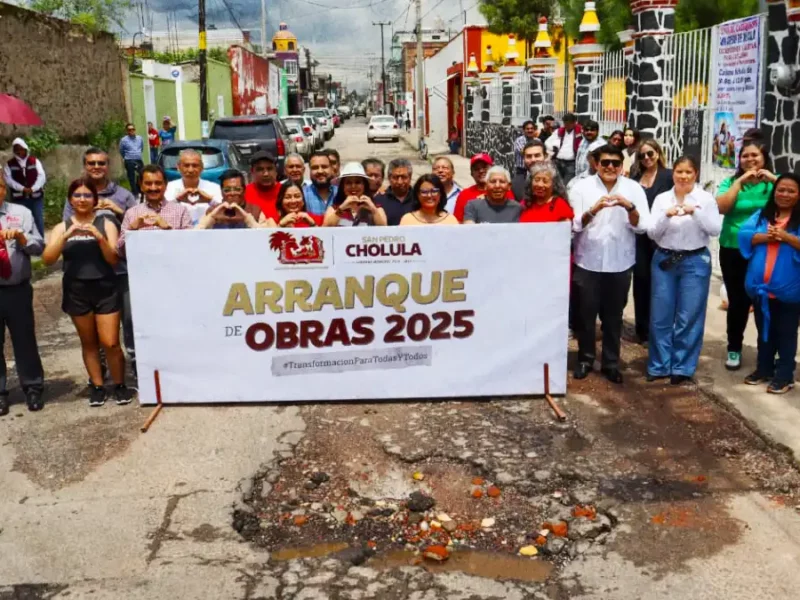 Continúa Gobierno de Tonantzin Fernández rehabilitando calles de San Pedro Cholula