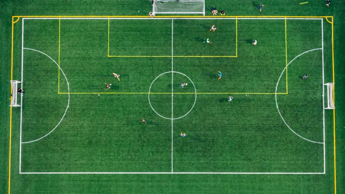 Guía para jugar fútbol online; ligas nacionales, mercados de apuestas y regulación 