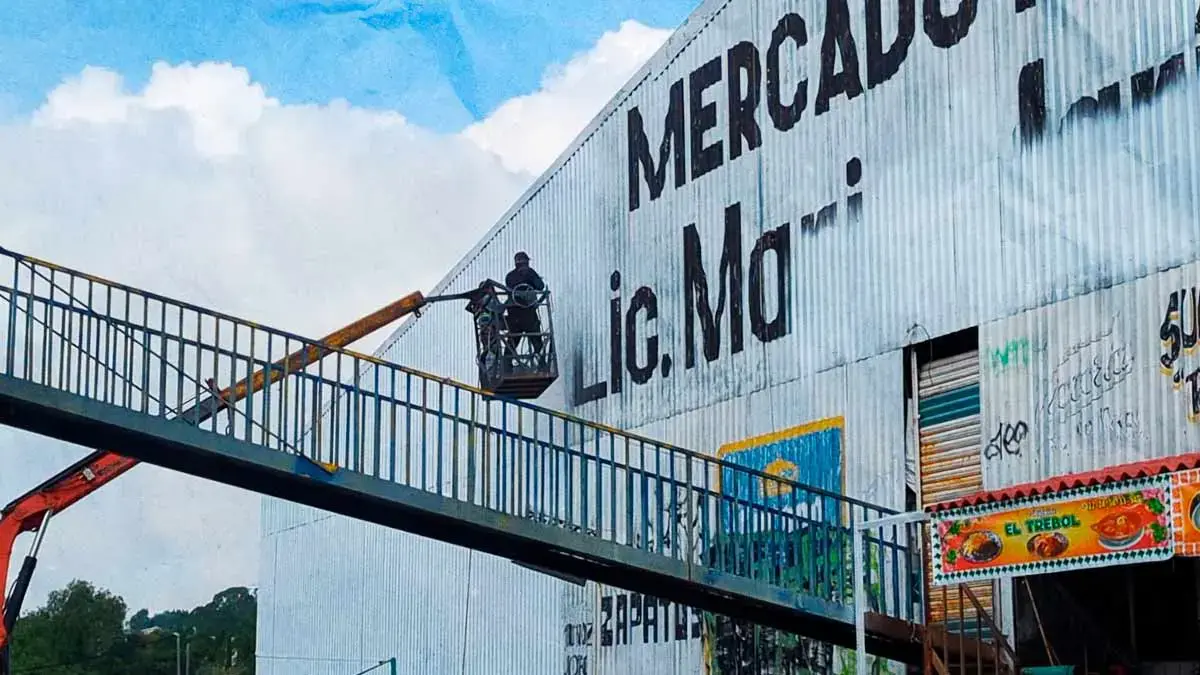 Borran nombre de Mario Marín del mercado de San Francisco Totimehuacán, Puebla