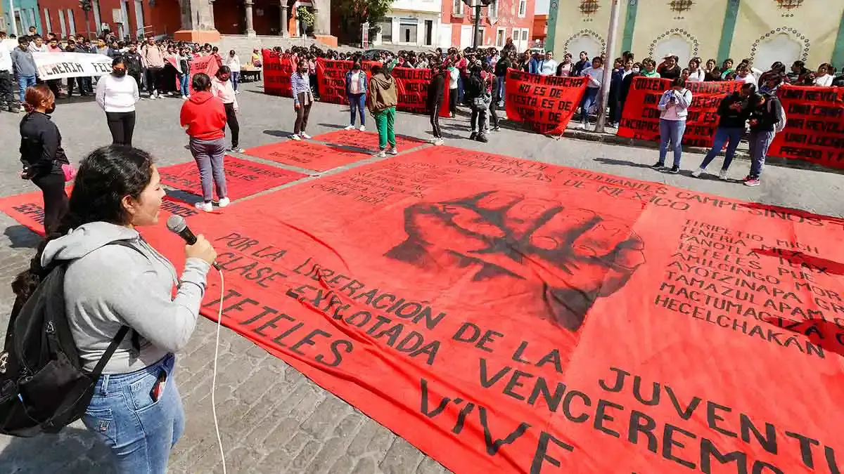 Autoridades de Puebla logran acuerdo con normalistas de Teteles; reabrirán plantel el 29 de septiembre