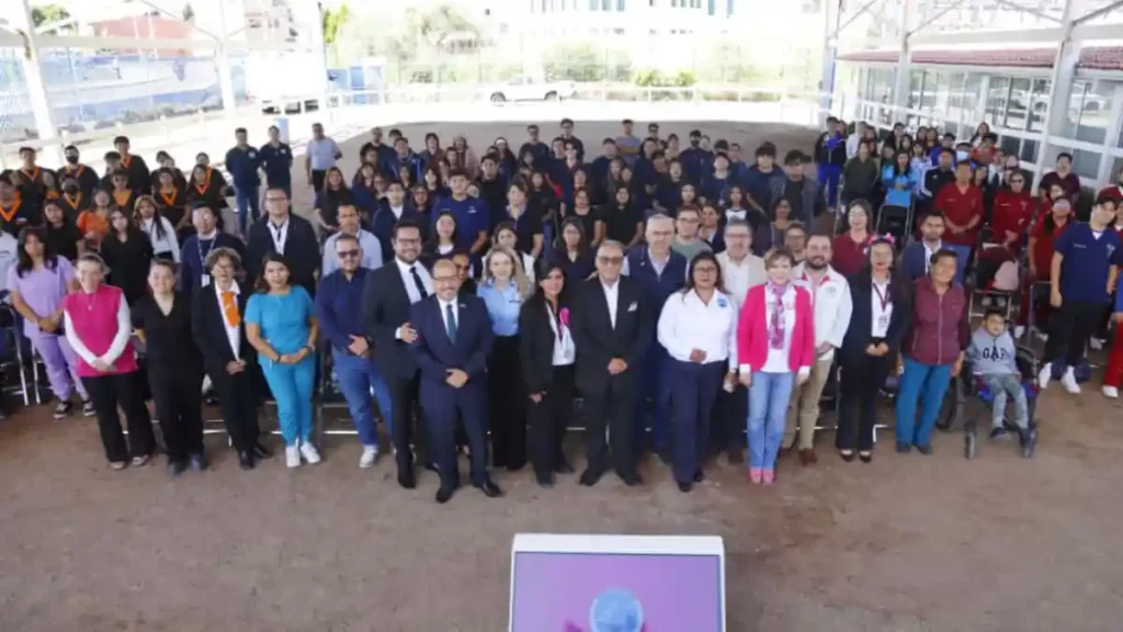Firma SMDIF convenio de colaboración con Terapias Ecuestres México