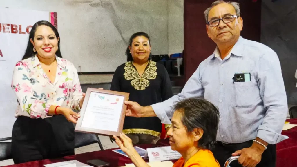 “Es la primera vez que recibimos algo de un presidente de Cholula”: beneficiario del Miércoles del Pueblo