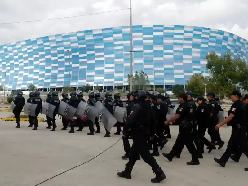 Autoridades realizan operativo durante partido y concierto en zona de los Estadios de Puebla