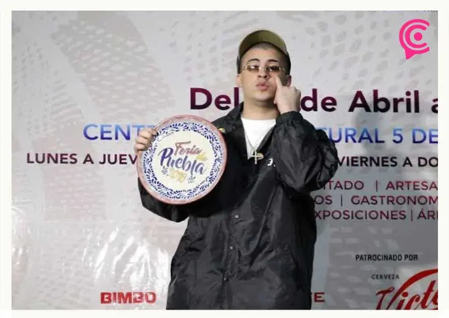 Bad Bunny encabezará medio tiempo del Super Bowl LX; surgen críticas, lo tachan de incongruente