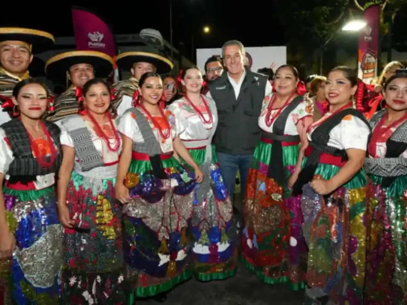 Puebla Brilla en San Jerónimo Caleras; Inaugura Pepe Chedraui modernización de 618 luminarias LED