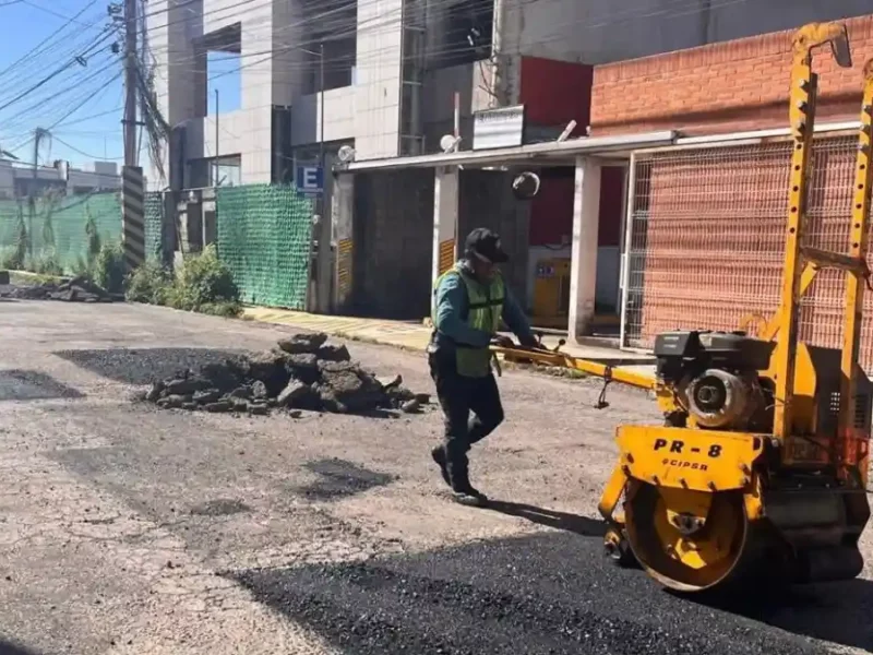 Campaña Capitalina Bacheando Puebla: fortalece los barrios de la ciudad con acciones de mantenimiento vial