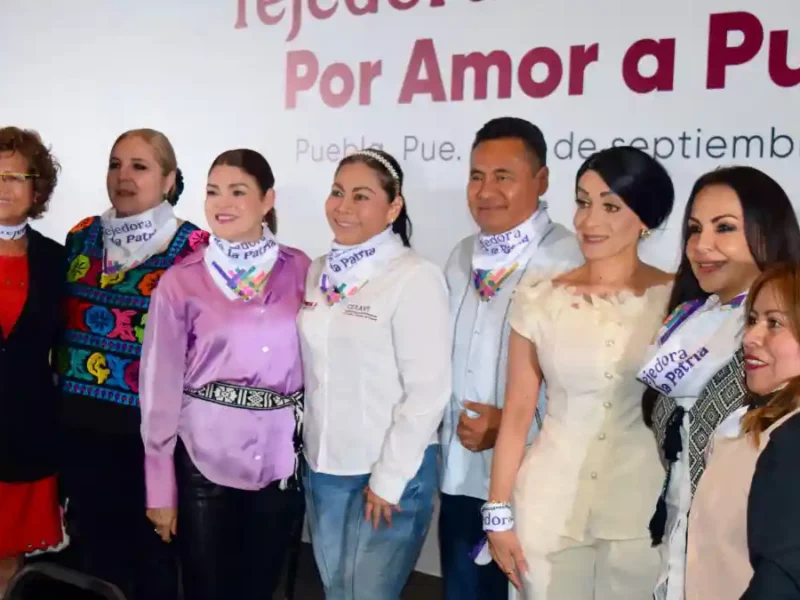 Zacatlán se suma a las Tejedoras de la Patria “Por amor a Puebla”