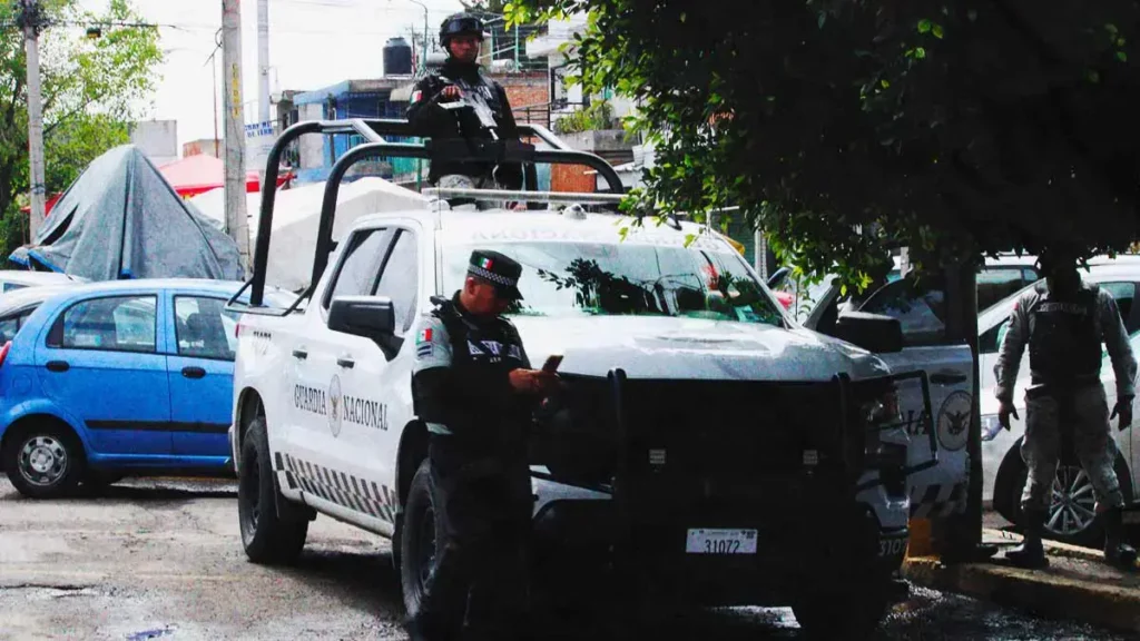 Guardia Nacional resguarda local en el Mercado Morelos por motocicleta robada
