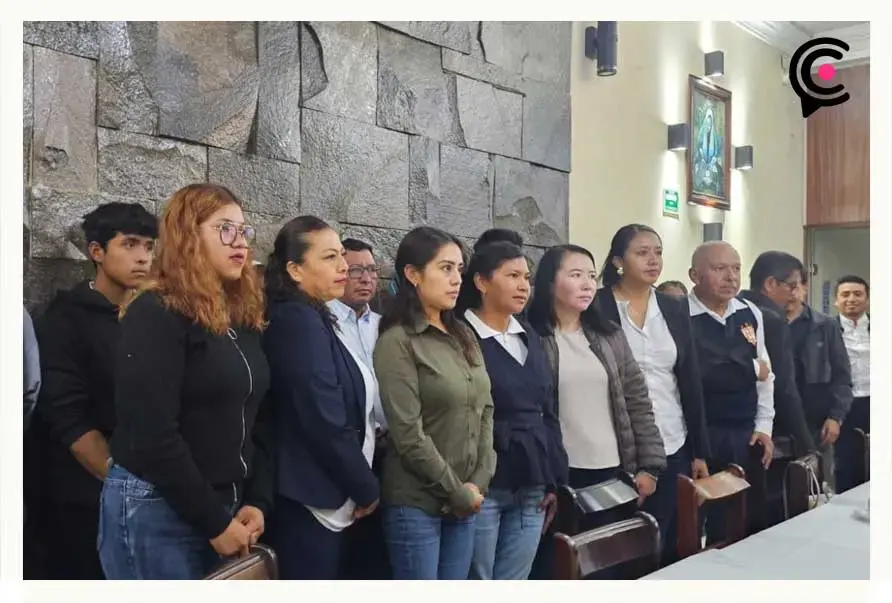 Denuncian por despido, desestabilización y corrupción a tesorero y docente del bachillerato Calmécac de Huejotzingo  