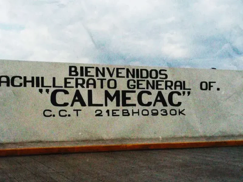 Denuncian por despido, desestabilización y corrupción a tesorero y docente del bachillerato Calmécac de Huejotzingo  