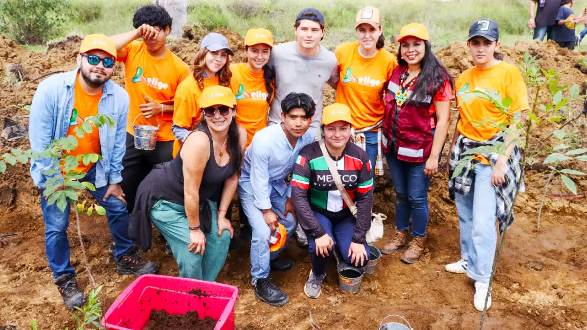 Tonantzin Fernández impulsa acciones ambientales con la jornada “Raíces de Agua” en el Cerro Zapotecas