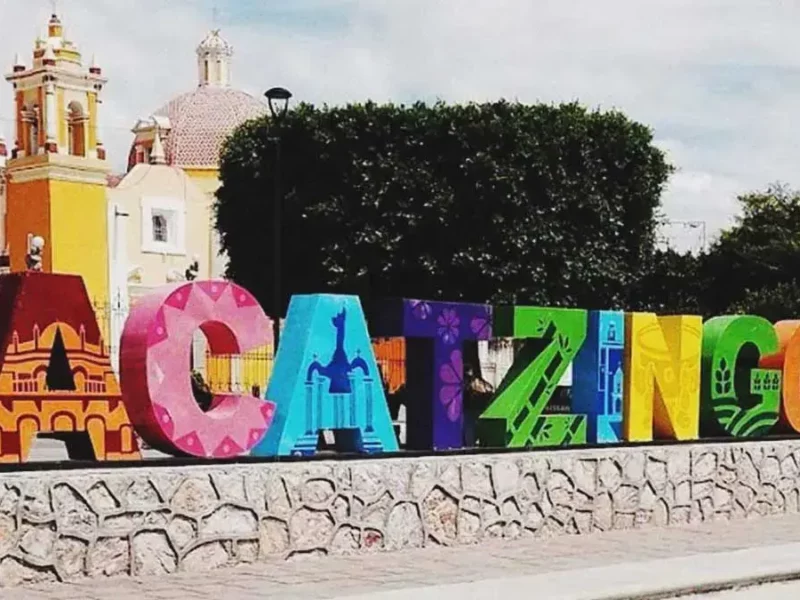 Investigan a policías municipales de Acatzingo por alterar escena tras hallazgo de cabeza humana