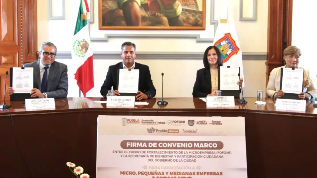 Firman Gobierno de la Ciudad y FOFOMI convenio para fortalecer negocios locales en la capital