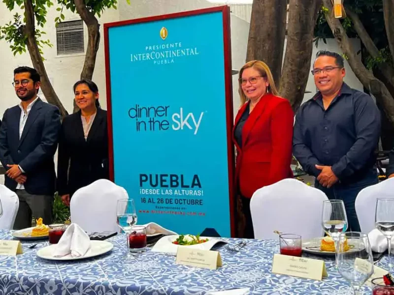 Conoce el menú que ofrecerá Dinner in the Sky Puebla, una experiencia culinaria aérea