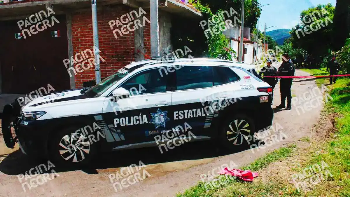 Encuentran hombre emplayado y atado junto a barranca en El Salvador, Puebla; víctima aún no identificada