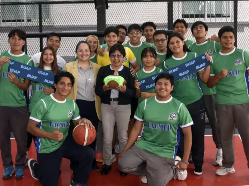 Inaugura Rectora Lilia Cedillo cancha deportiva y espacios de esparcimiento en el Área de la Salud