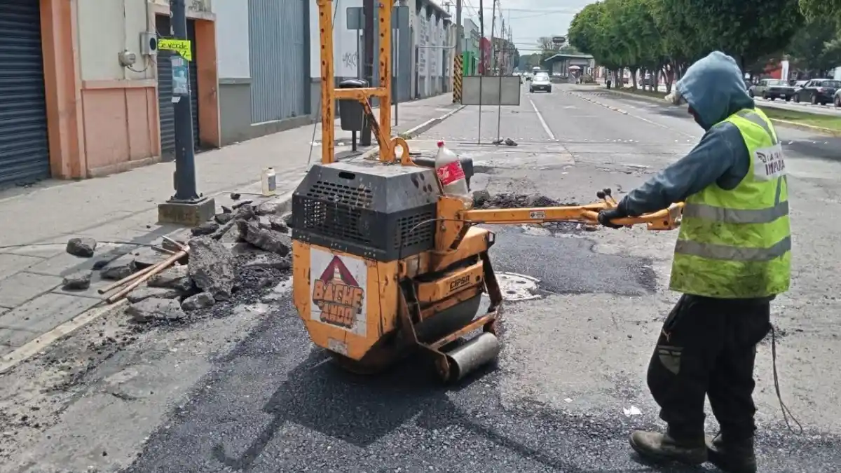 Campaña Capitalina Bacheando Puebla: trabajo permanente en materia infraestructura vial