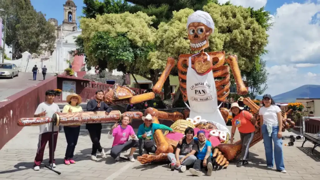 Ariadna Ayala invita a recorrer la ruta del Valle de Catrinas en la Capital del Día de Muertos