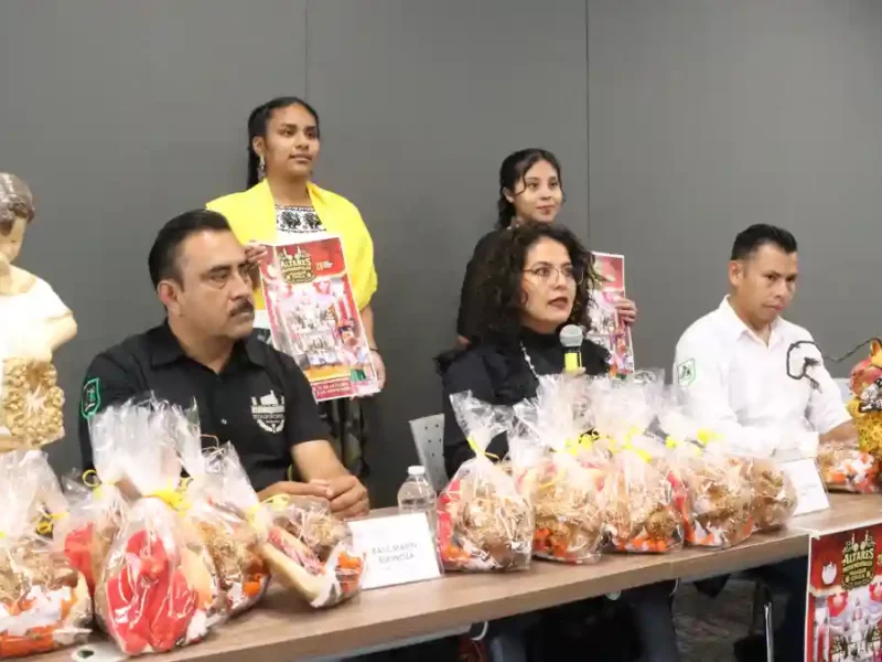 Promueve diputada Azucena Rosas Altares Monumentales de Huaquechula 2025