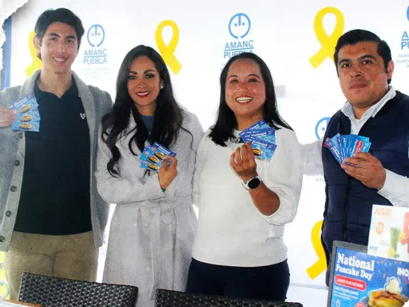 IHOP y Amanc Puebla unen esfuerzos por niños con cáncer en el National Pancake Day