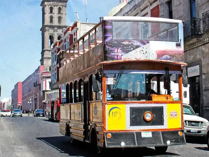 Descubre las leyendas más emblemáticas de Puebla en un recorrido nocturno en tranvía