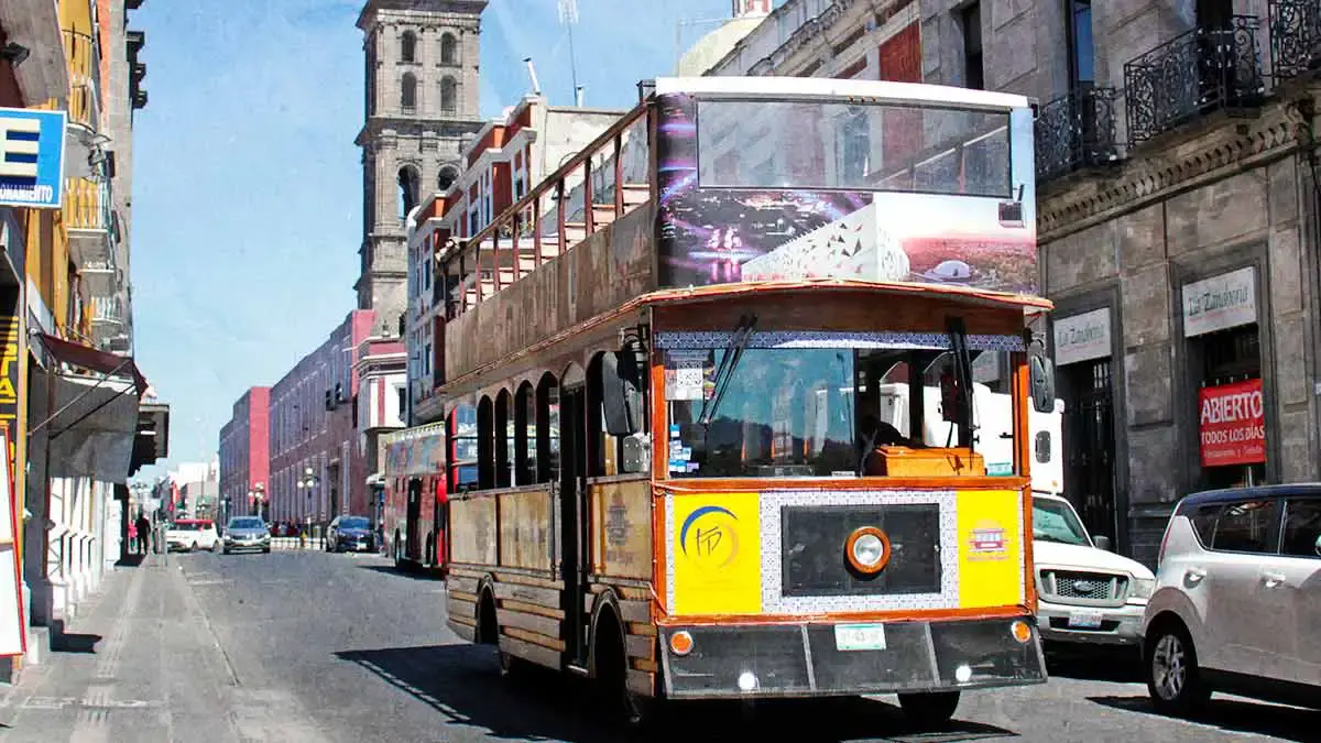 Descubre las leyendas más emblemáticas de Puebla en un recorrido nocturno en tranvía