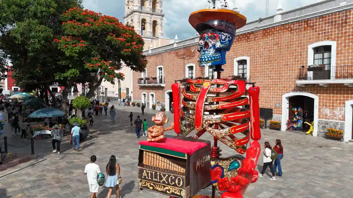 “La Catrina del Organillero”: Un tributo a la música y la tradición en el Valle de Catrinas