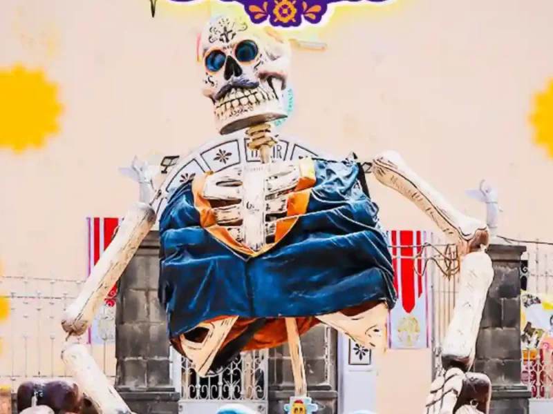 “La Catrina Bolero”: homenaje al oficio que brilla al caminar en el Festival Internacional Valle de Catrinas