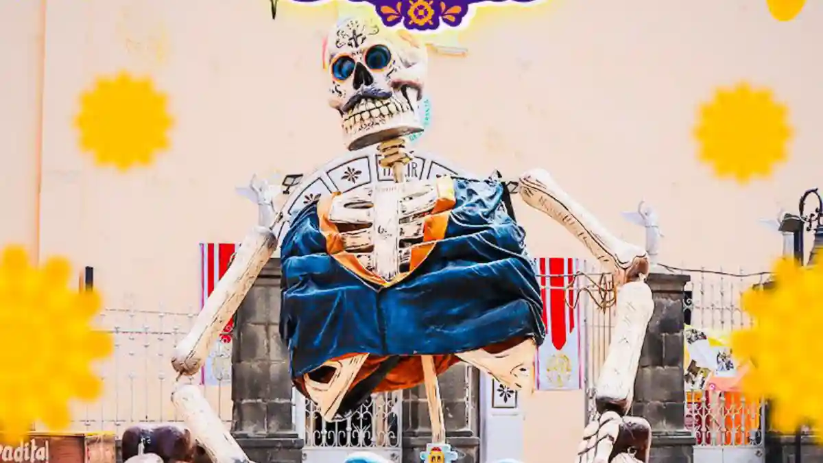 “La Catrina Bolero”: homenaje al oficio que brilla al caminar en el Festival Internacional Valle de Catrinas