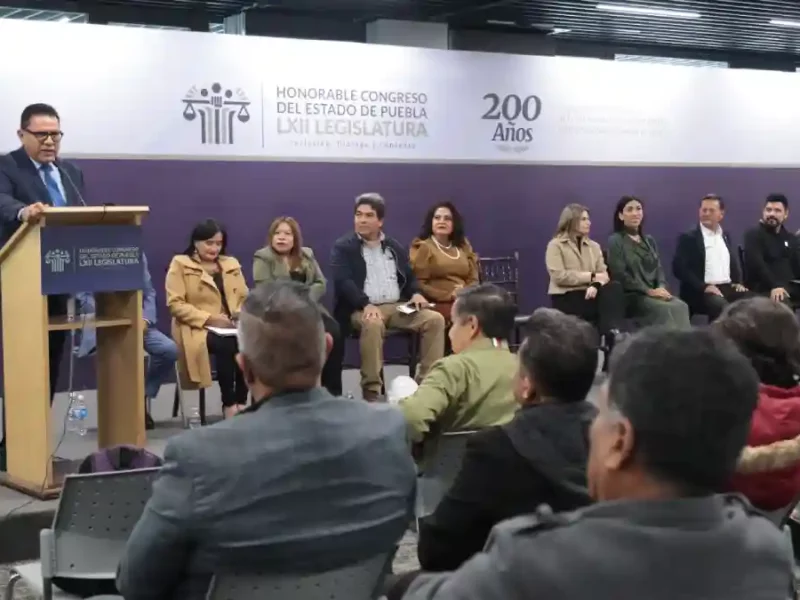 Realiza diputado Miguel Márquez foros para la construcción de leyes en materia de economía social