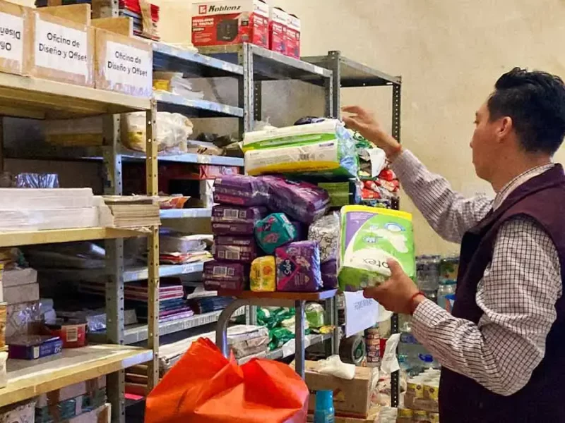 Regidores del Ayuntamiento de Puebla abren centro de acopio por damnificados de la Sierra Norte