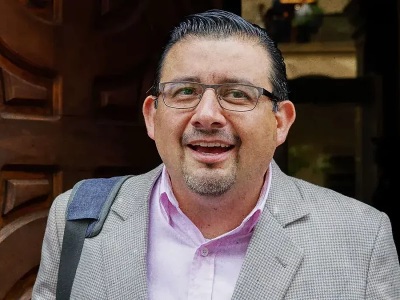 Eduardo Alcántara asume Dirección de Industria en Secretaría de Desarrollo Económico y Trabajo de Puebla