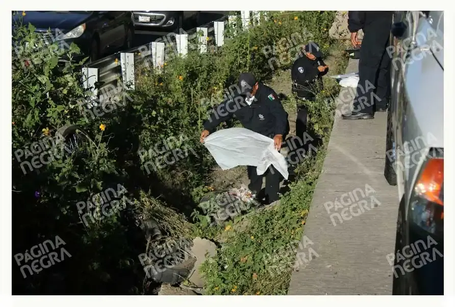 Motociclista murió tras salirse del camino en la autopista México-Puebla