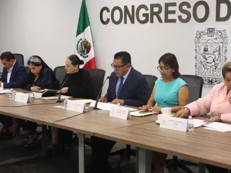 Comisiones del Congreso presentan Informe Anual de Actividades
