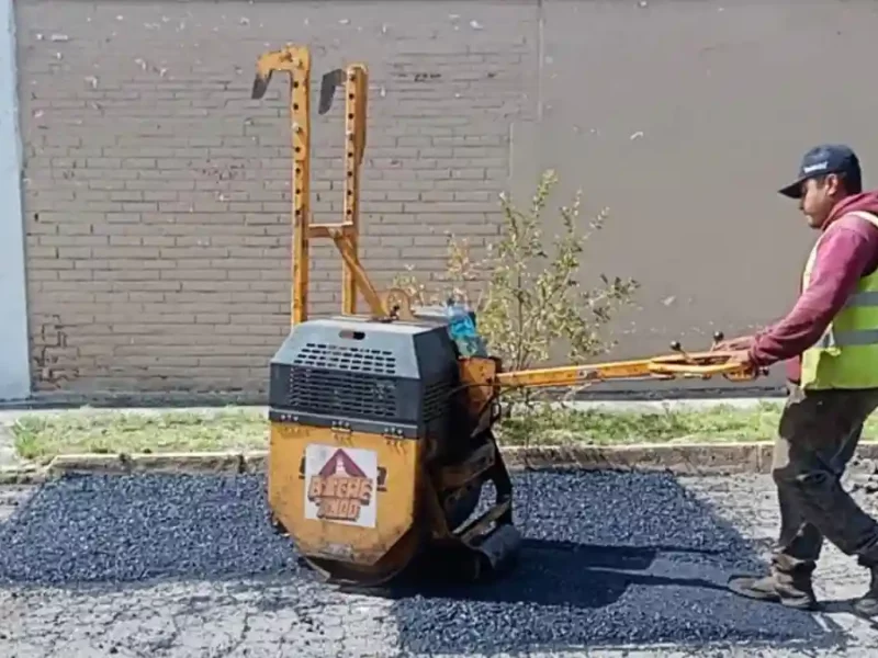 Campaña Capitalina Bacheando Puebla: mejoramiento permanente a vialidades