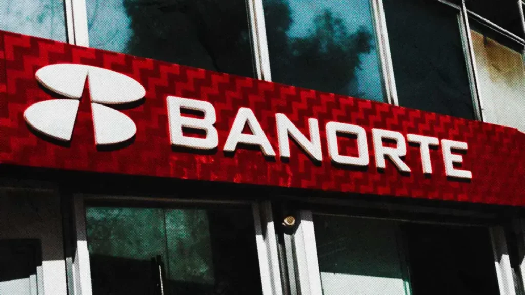 Delincuentes roban dos mdp a cuentahabiente de Banorte en Cholula; disparan al aire para asustarlo