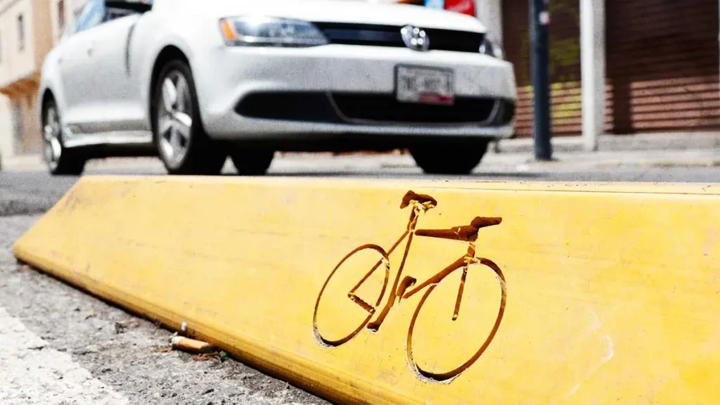 Usuarios de ciclovías de Puebla acusan abandono y falta de mantenimiento