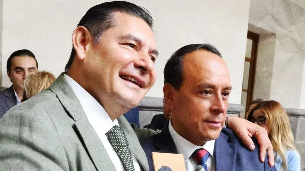 Alejandro Armenta anuncia cambios en el área de Comunicación; rechaza salida de José Tomé