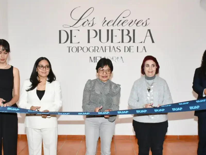 Se inaugura la exposición “Los relieves de Puebla Topografías de la memoria”