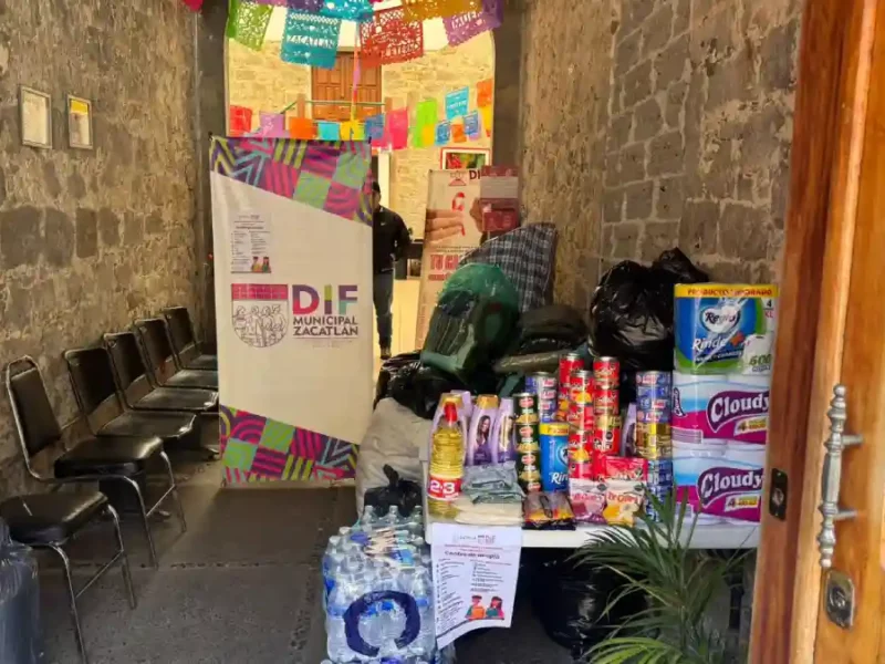 Con el apoyo de la ciudadanía, gobierno de Bety Sánchez entrega despensas a comunidades de San Miguel Tenango