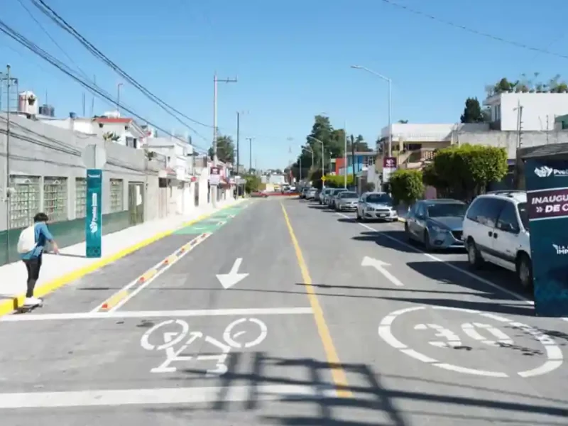 Entrega Gobierno de la Ciudad infraestructura vial en la colonia Aquiles Serdán