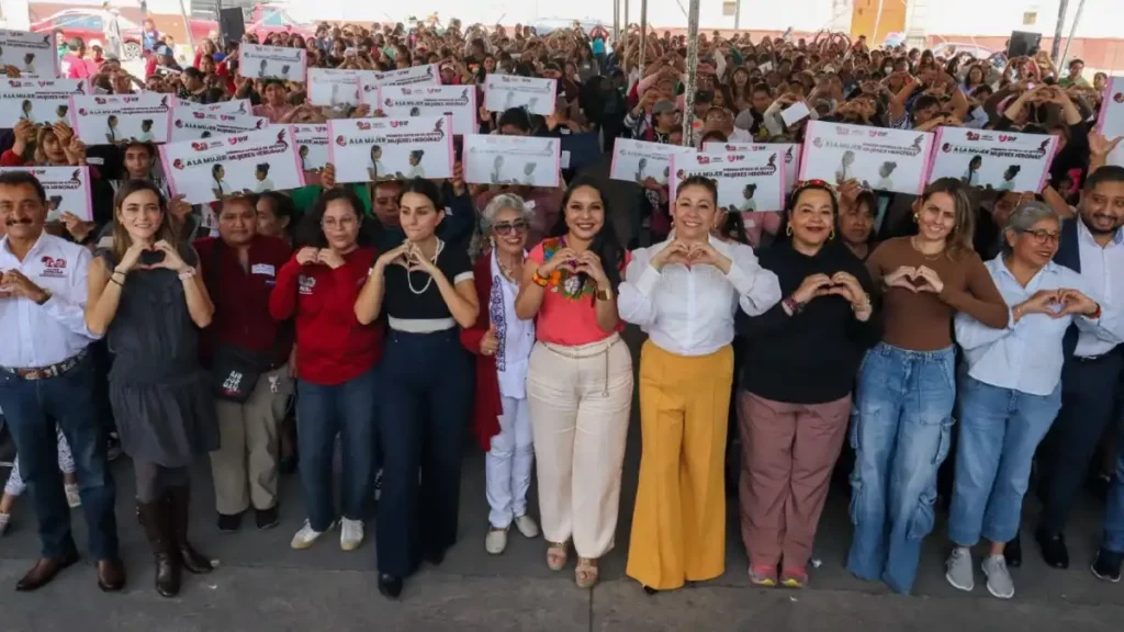 Tonantzin Fernández impulsa el programa “Mujeres Heroínas” en San Pedro Cholula