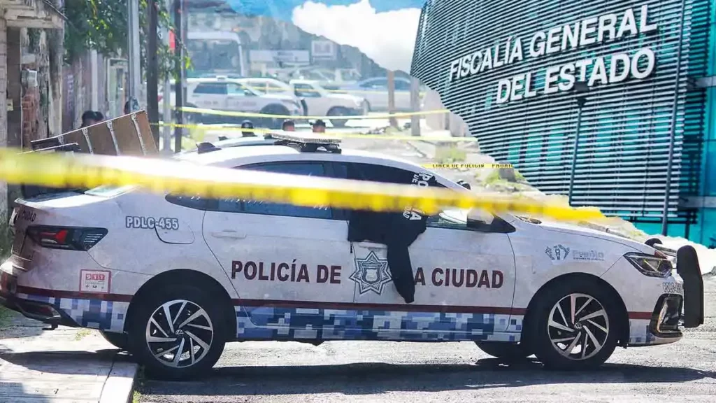 Fiscalía de Puebla busca camioneta que abandonó en El Carmen a mujer asesinada