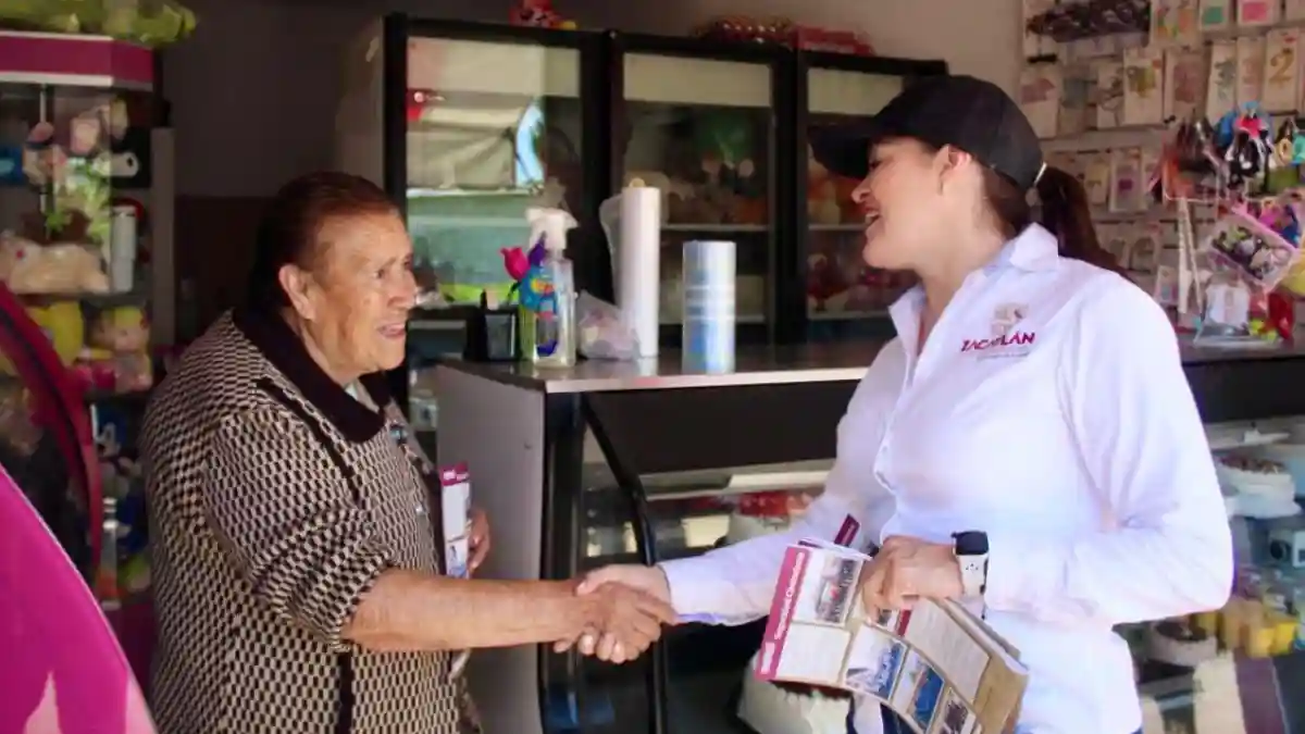 Bety Sánchez anuncia rehabilitación de la carretera de Tlatempa