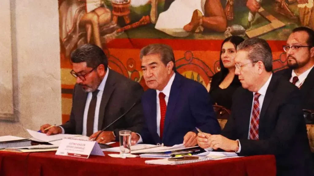 Ayuntamiento de Puebla recauda más de 150 mil pesos al regularizar mercados municipales