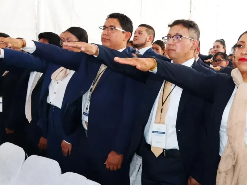 Toman protesta 143 auxiliares del Ministerio Público de la Fiscalía de Puebla
