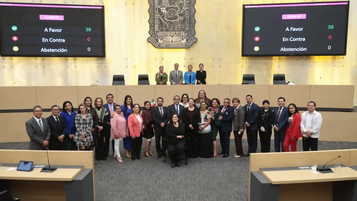 Aprueba Congreso licencia por tiempo indefinido de legisladora Laura Artemisa